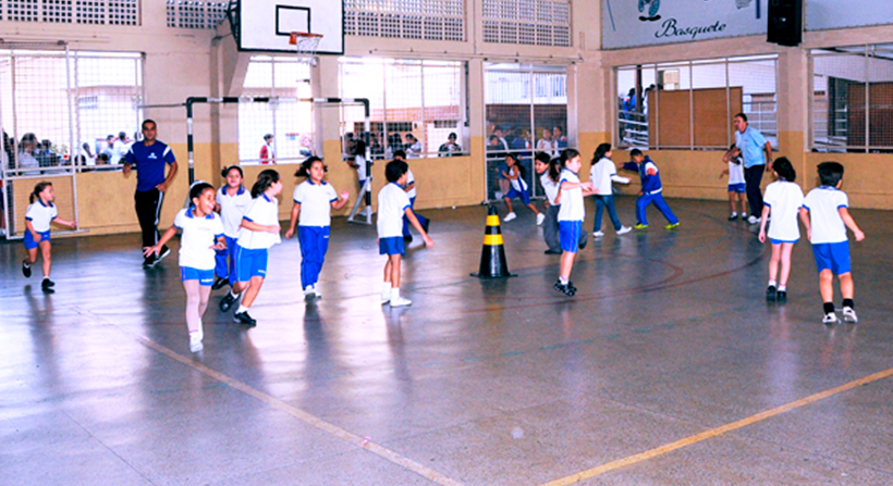 COLÉGIO SANTA MÔNICA DE CASCADURA